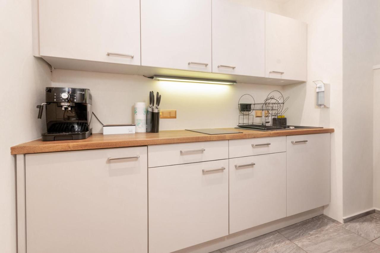 Zentral - Netflix - 2 Stoecke - Arbeitsplatz Apartment Viena Exterior foto